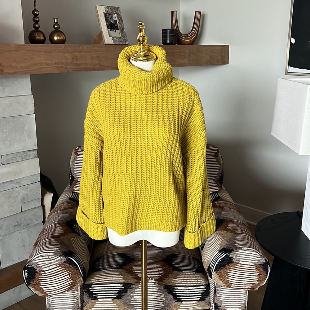 Evereve 525 America Chunky Wide Sleeve Sweater